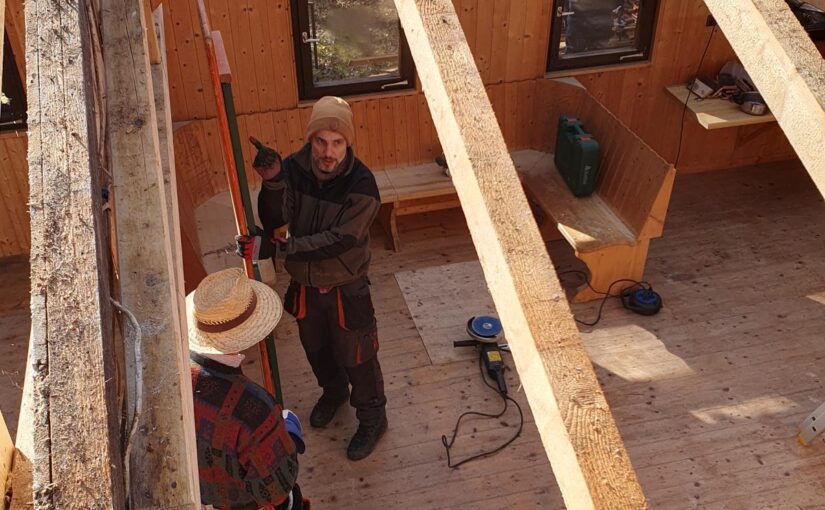 Renovierungsarbeiten am Lehrbienenstand